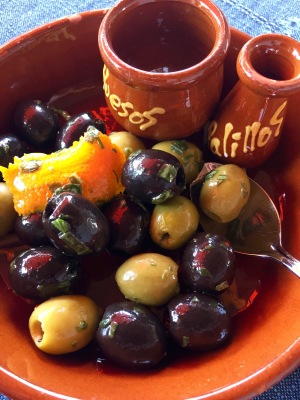 kocheule_marinierte-oliven-mit-orange_2